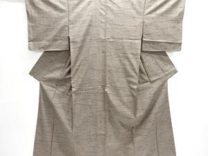 未使用品　流水模様織出し本場泥大島紬着物（9マルキ）